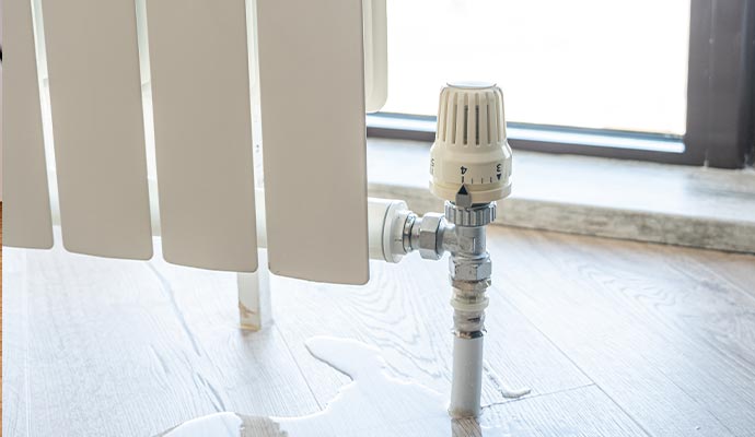 plumbing leak water through the heating radiator